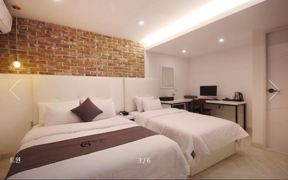 Gray Motel Pohang Ngoại thất bức ảnh